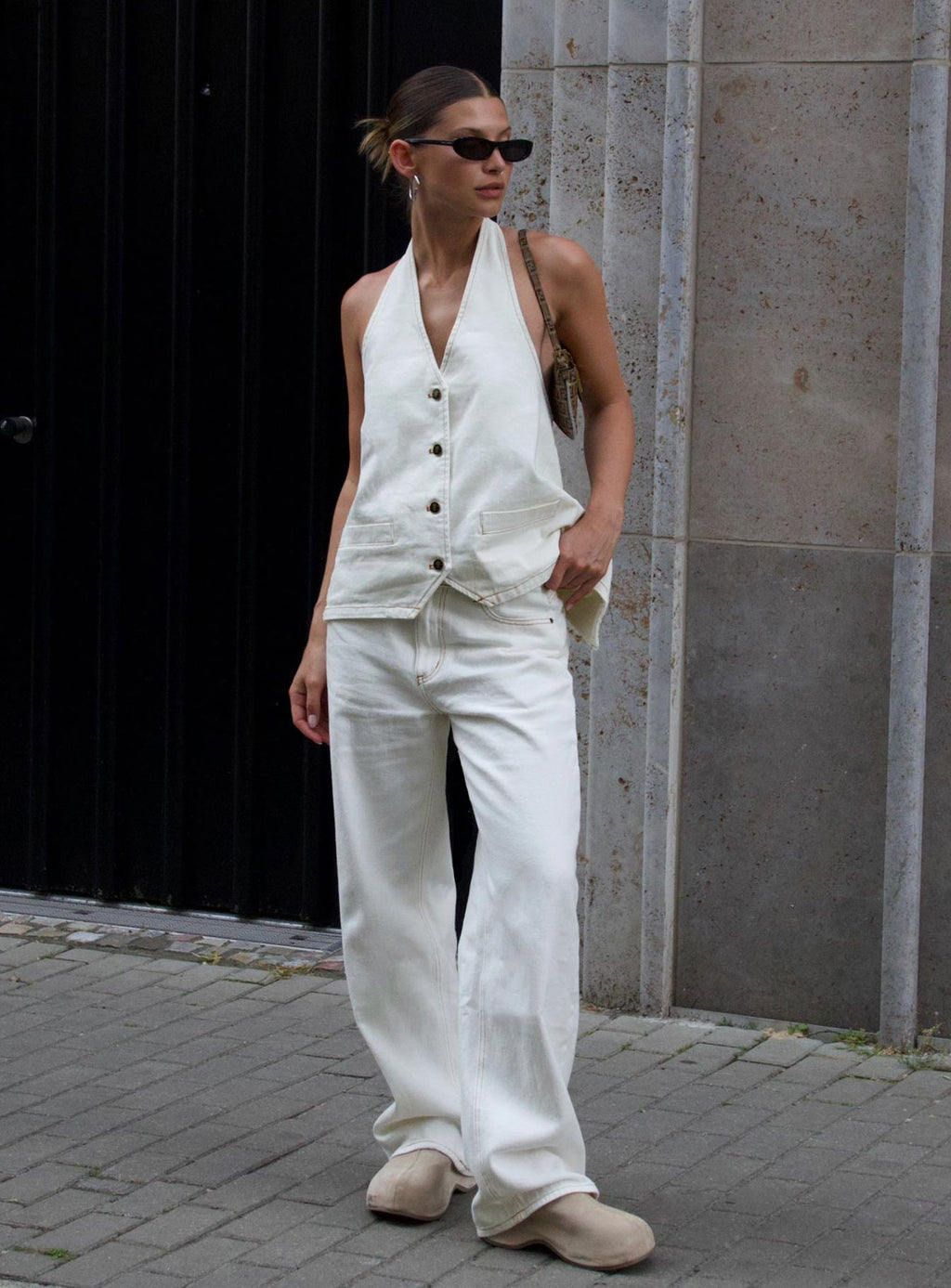 Top Model Low Rise Straight Leg Jeans Porcelain