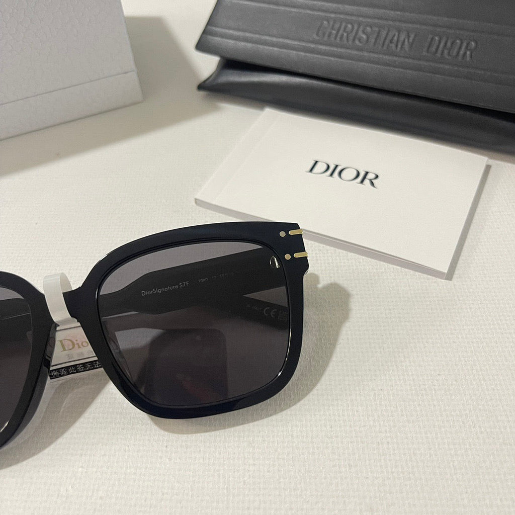 Signature S7F Sunglasses