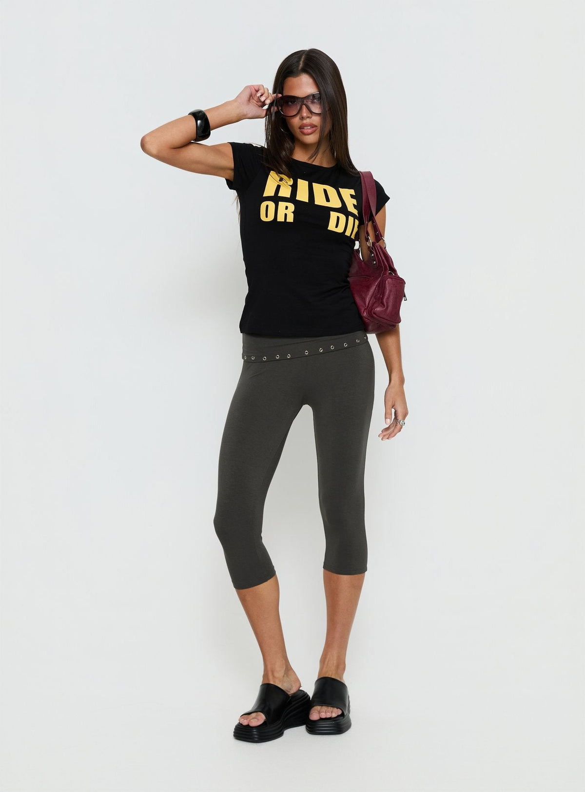 Enmu Capri Trouser Charcoal Grey