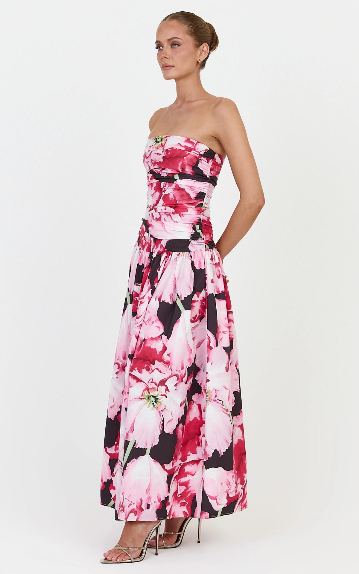 Isadora Midi Dress - Strapless Ruched Front Fit And Flare Dress in Poppy On Black Print