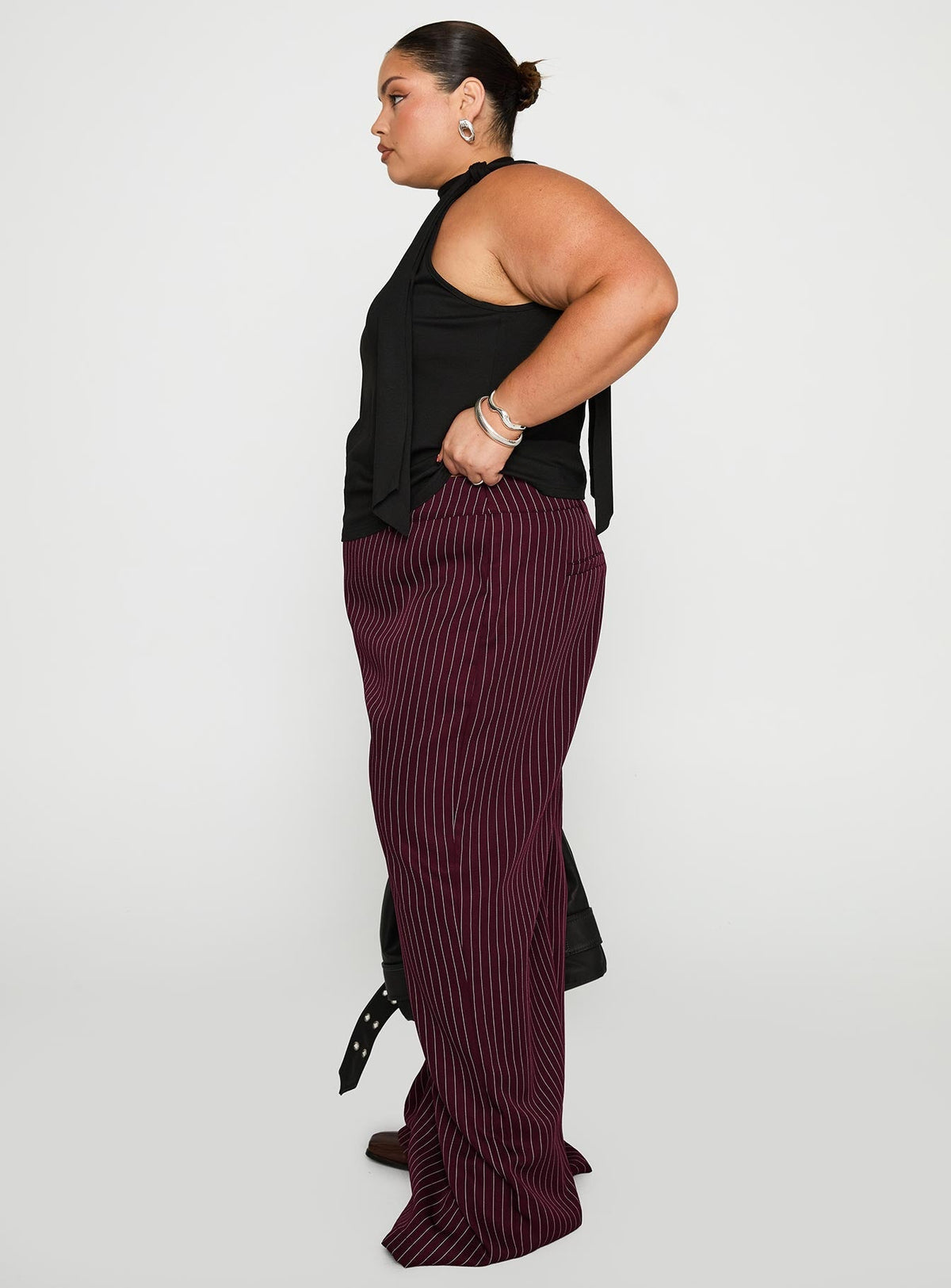 Lorenne Mid Rise Pant Burgundy Pinstripe Curve