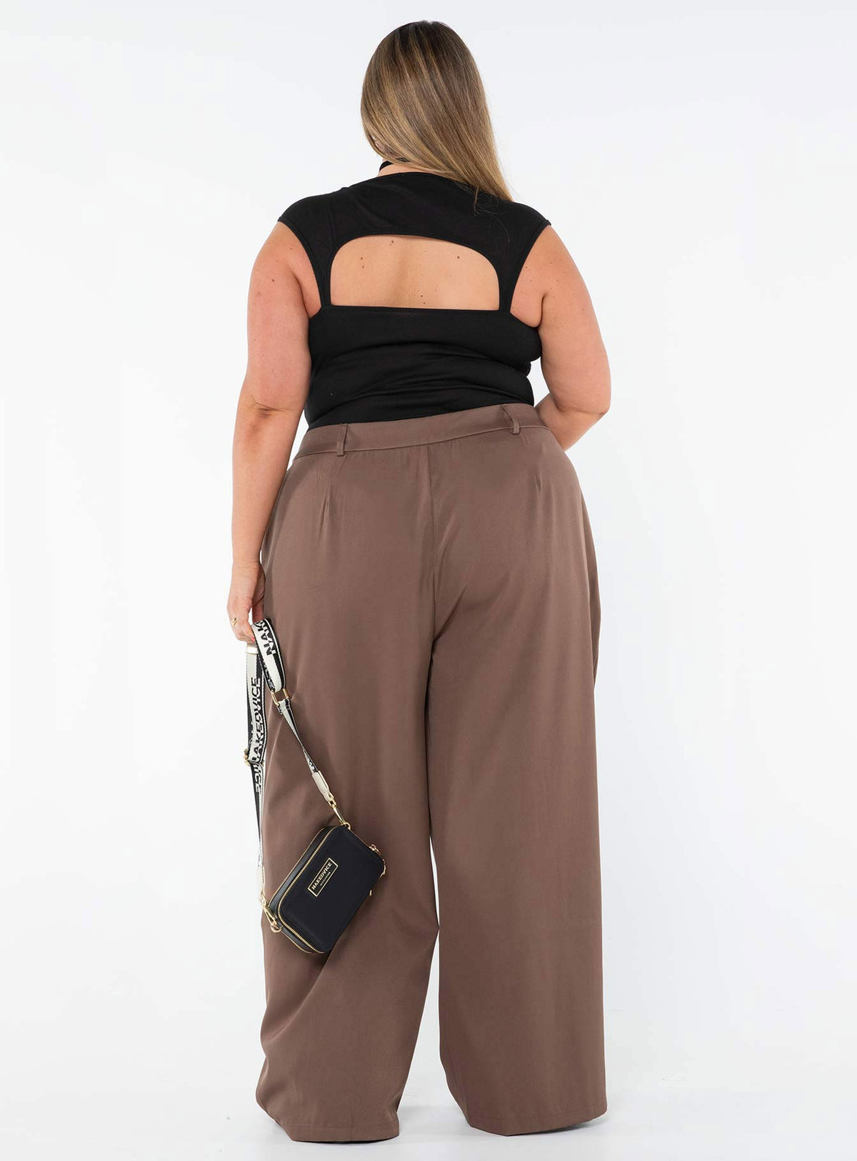 Archer Pants Brown Curve