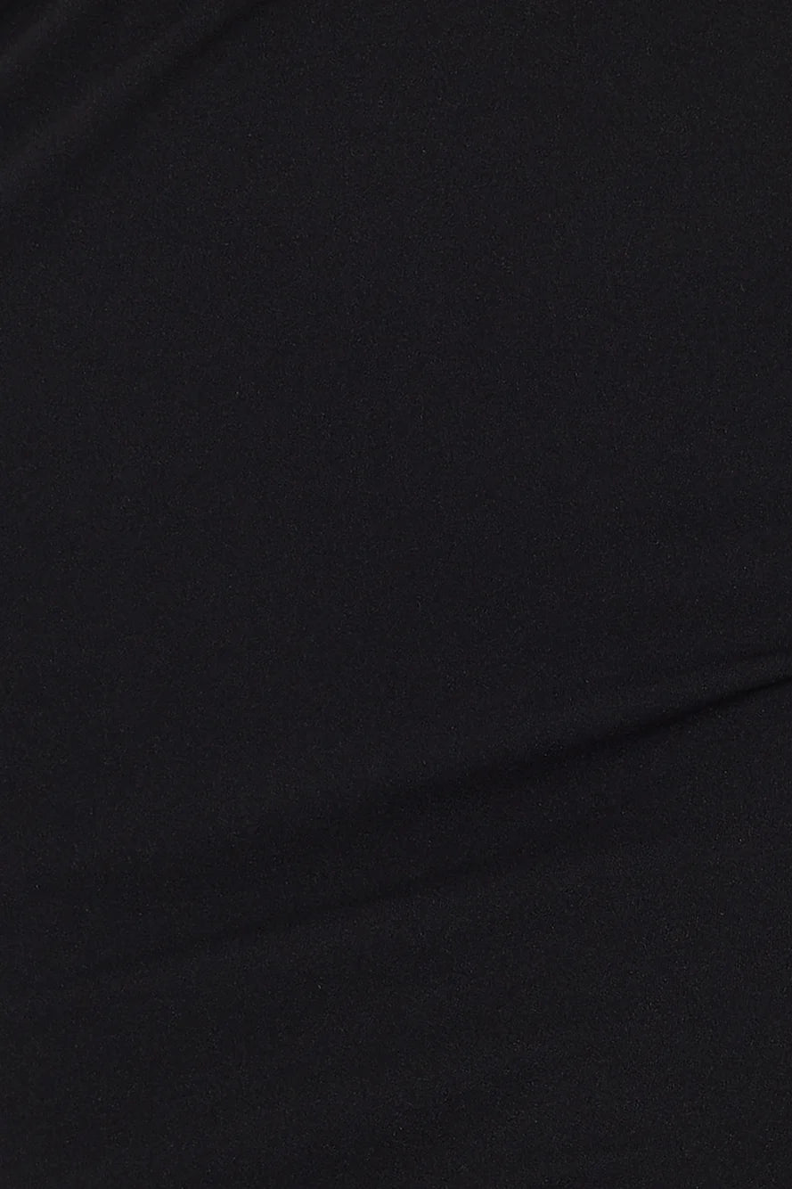 Girl In The Shadow Midi Dress Black