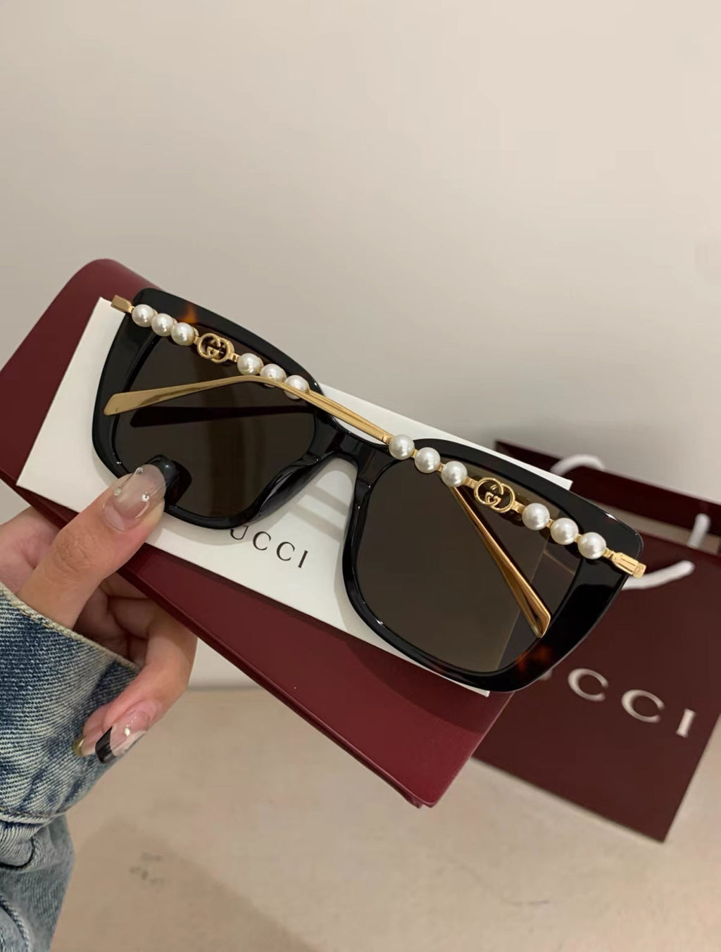 Pearl Cat-Eye Sunglasses