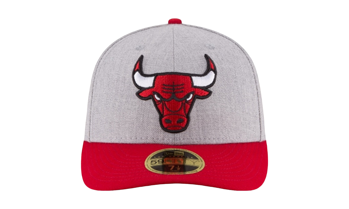 59FIFTY Chicago Bulls Low Profile Authentic Fitted Hat Heather Grey / Red - Brim NE946