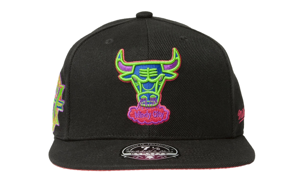 NBA Hardwood Classics Color Bomb Fitted Cap Chicago Bulls - Black 6HSFSH21324 CBUBLCK