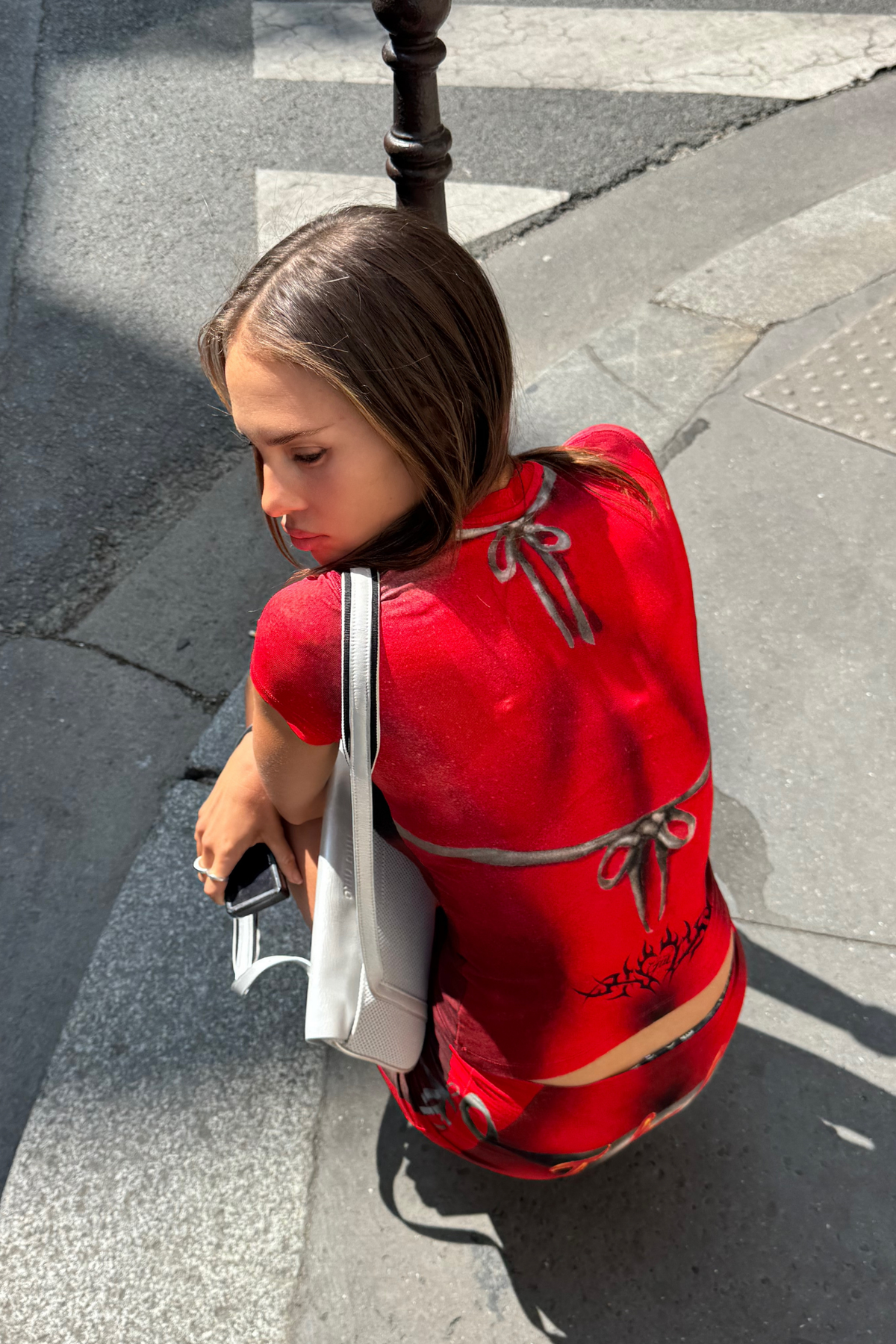 T-REX SPRAY BIKINI BLARE TEE - RED