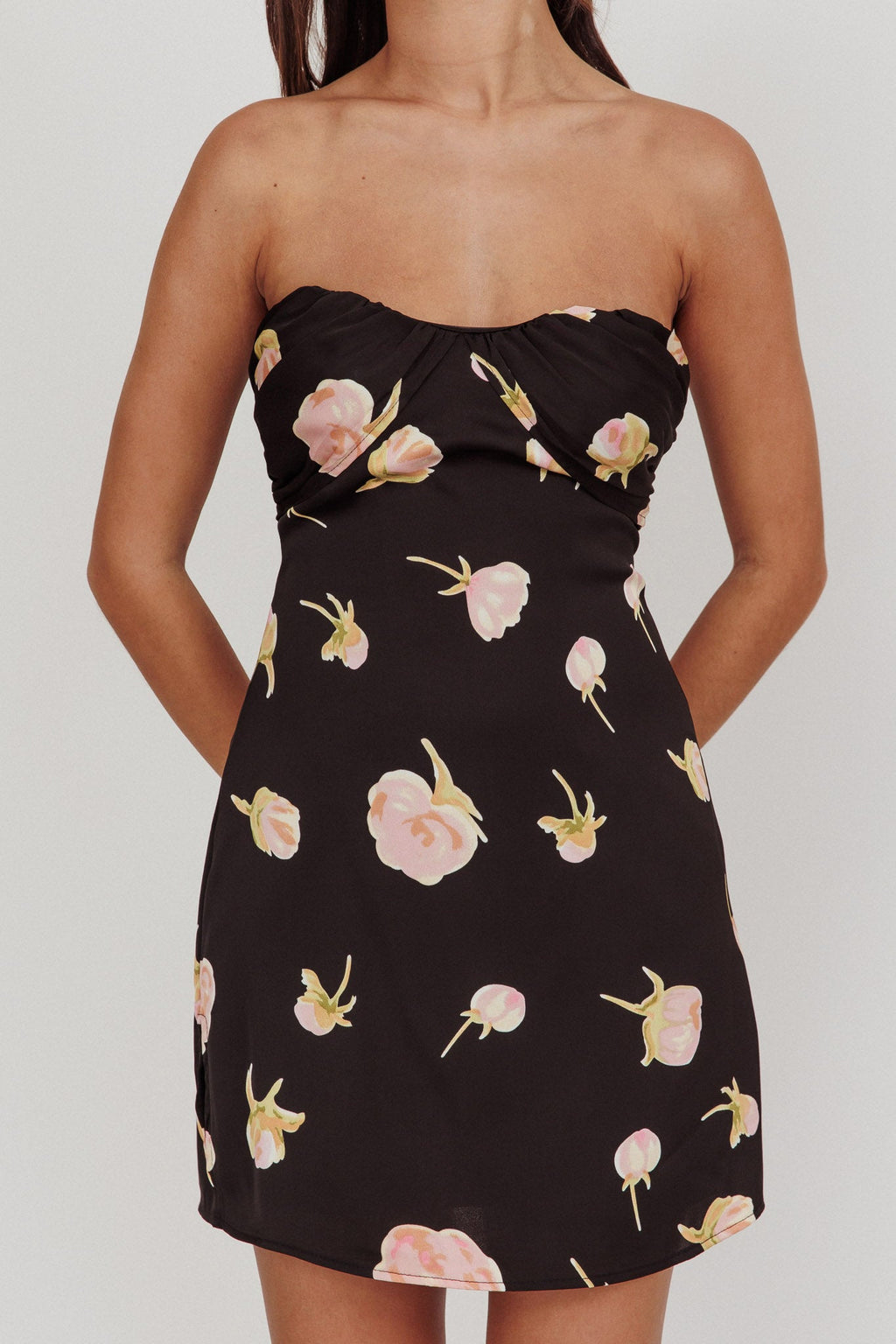 Sian Strapless Sweetheart Mini Dress Flowers Black