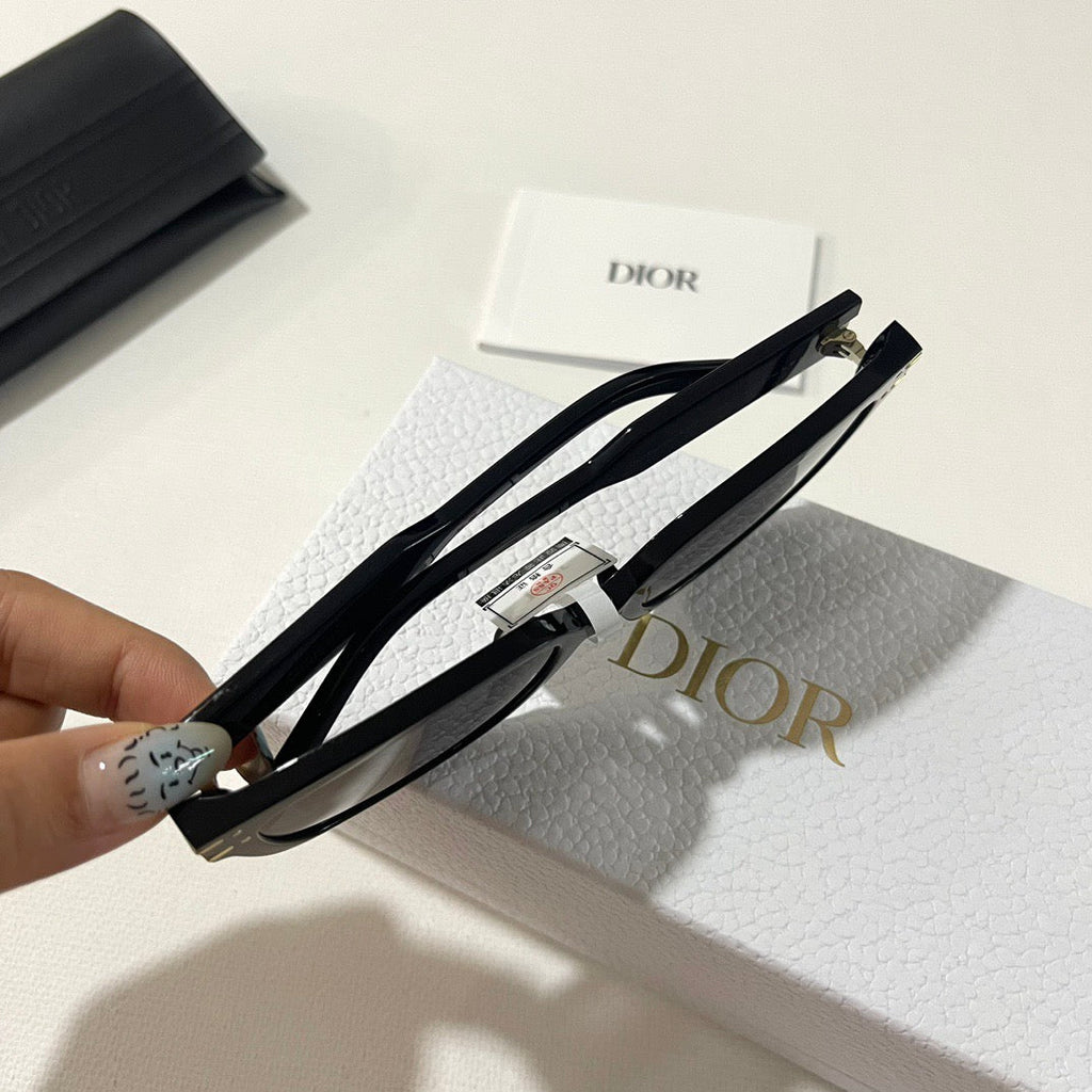 Signature S7F Sunglasses