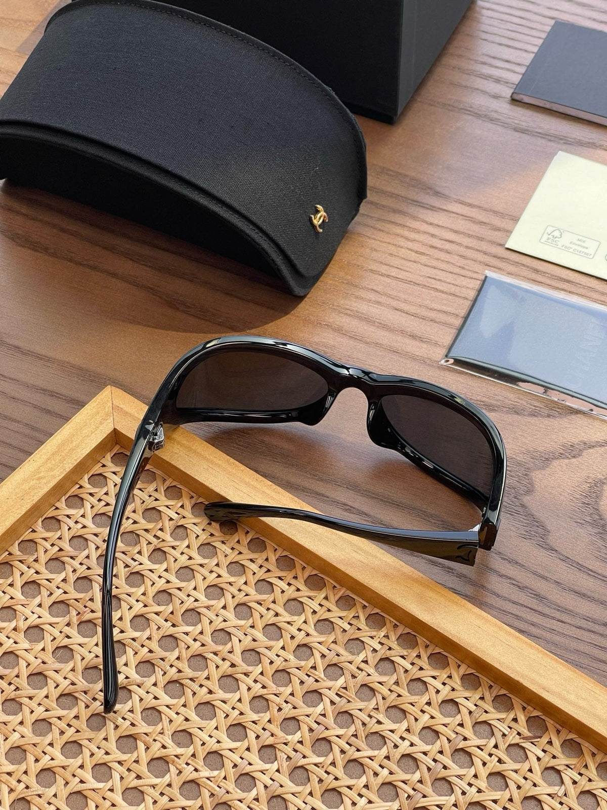 CH73761 Shield Sunglasses