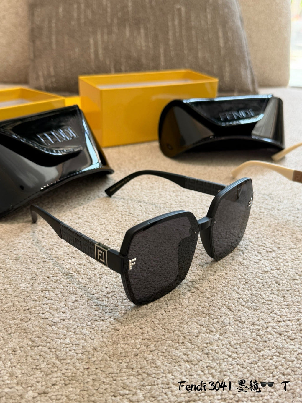 3041 Square Sunglasses