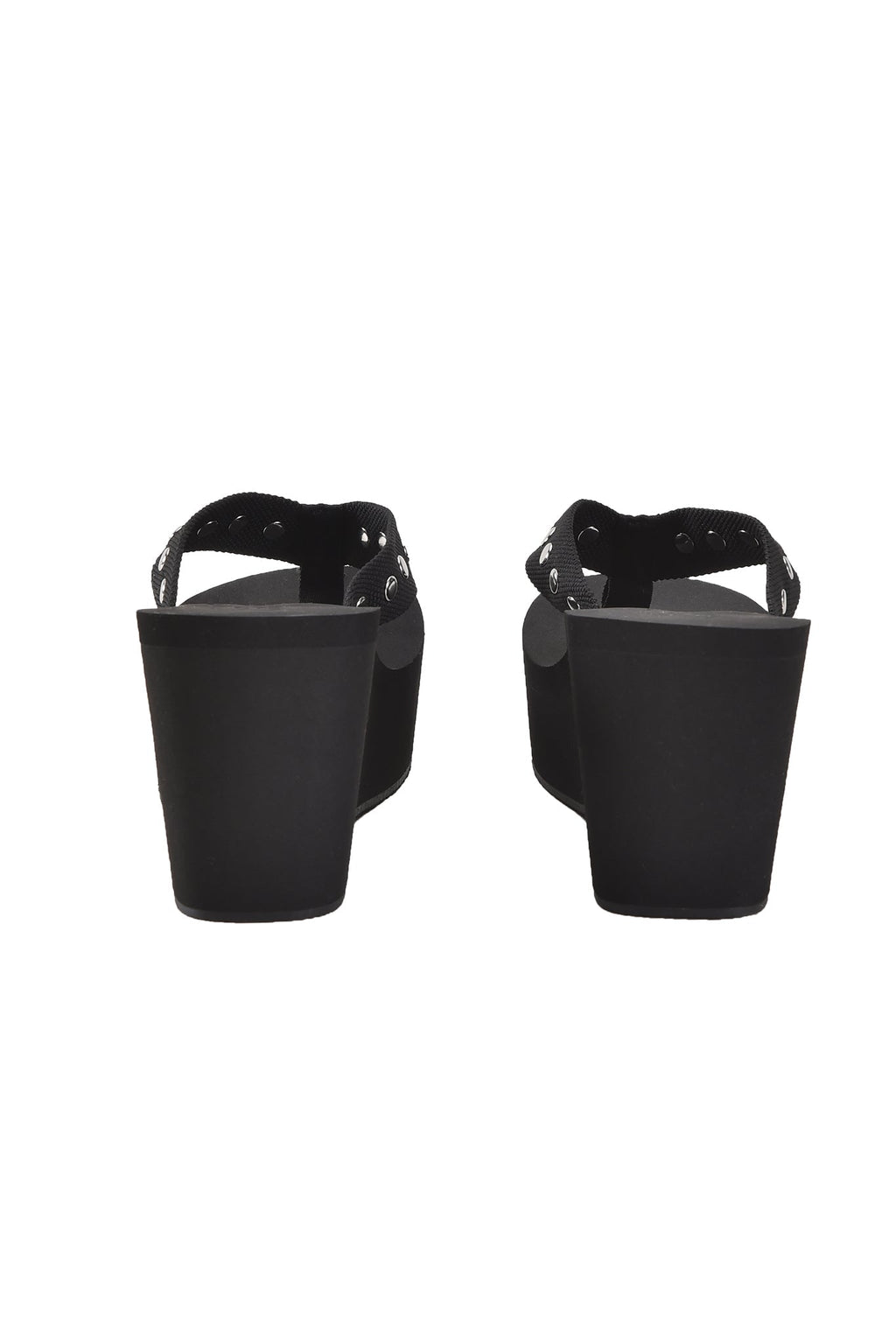 SHELBY STUDDED FLIP FLOP 2.0 - BLACK