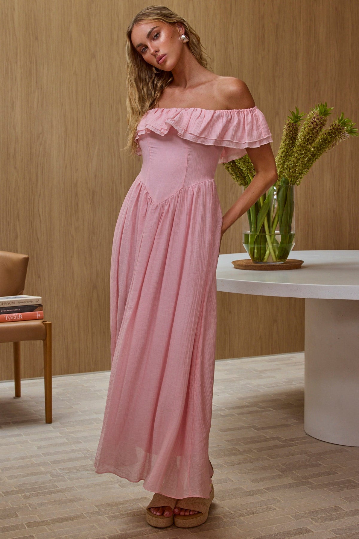 Serinah Basque Waist Off-Shoulder Maxi Dress Pink