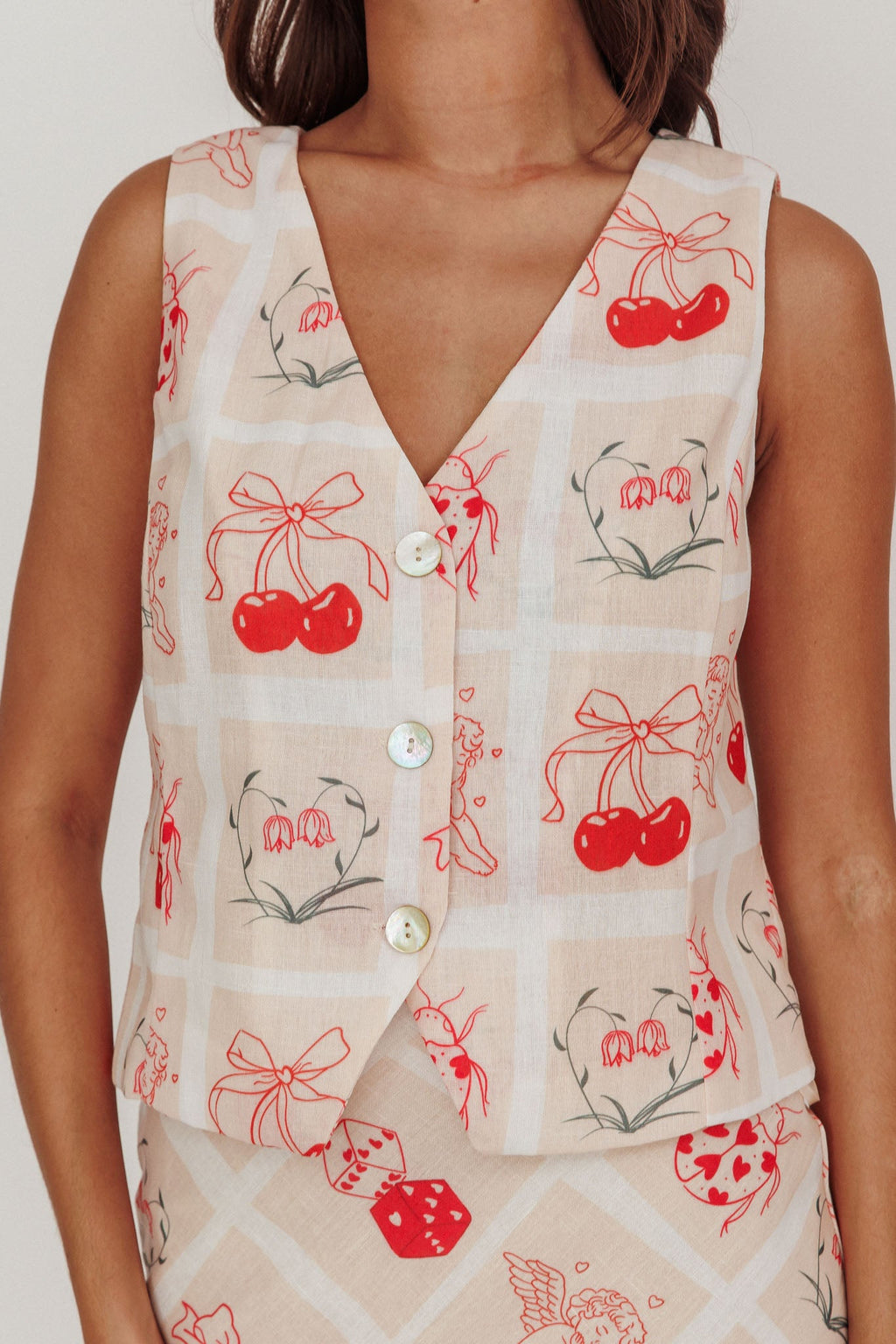 Flowering Romantic Print Sleeveless Vest Beige