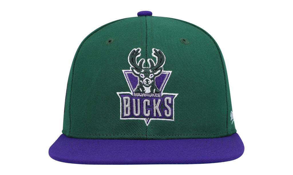 NBA Coast 2 Coast Fitted Cap Milwaukee Bucks - Green / Purple 6HSFSH22051 MBUGREN