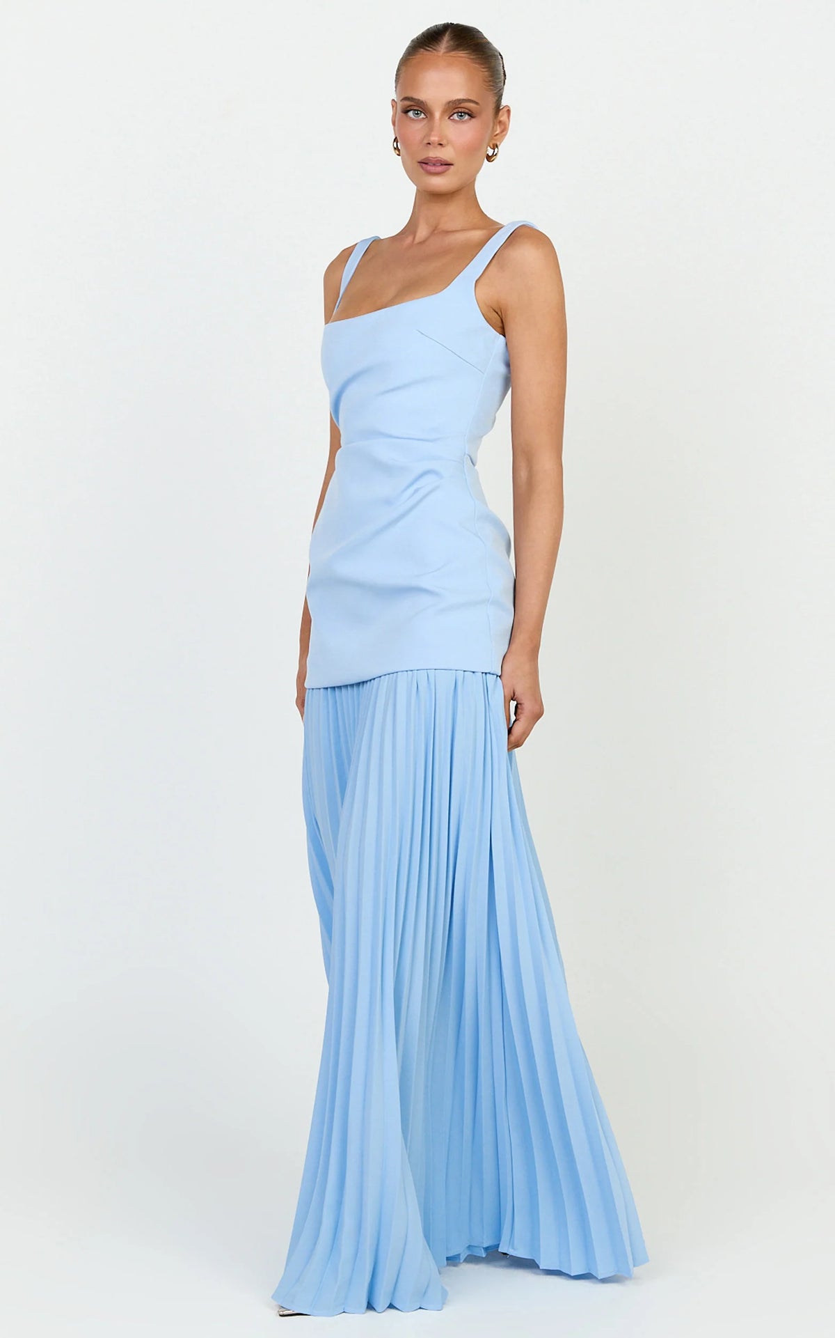 Sol Maxi Dress - Scooped Neck Contrast Pleated Dress in Light Blue