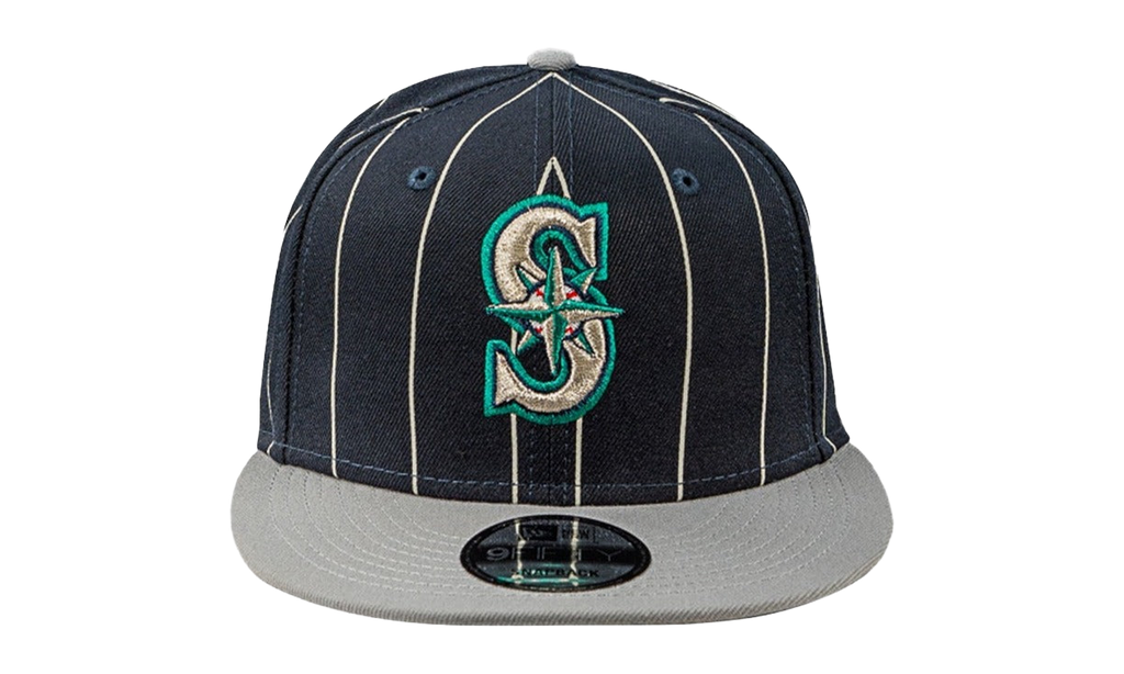 9FIFTY Seattle Mariners Pinstripes Snapback Hat Navy / Gray - Brim NE868