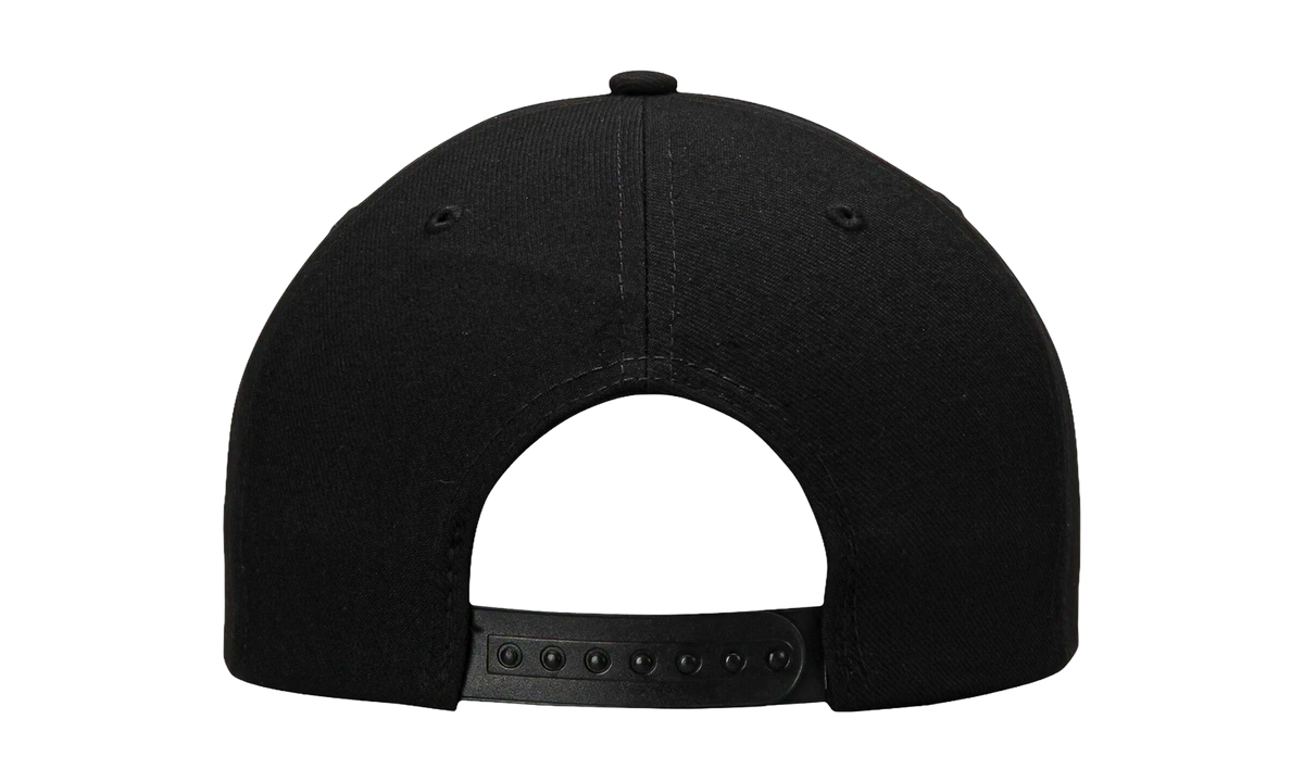 UFC Flatbrim Snapback Hat Black / Red VR56Z 101 UUFC