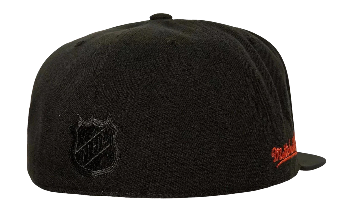 NHL Side Patch Fitted Cap Philadelphia Flyers - Black 6HSFLR22464 PFLBLCK