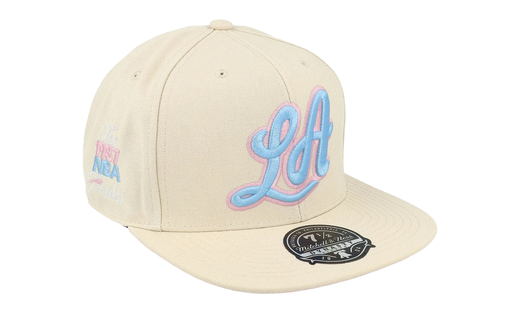 NBA Hardwood Classics Fitted Cap Los Angeles Lakers - Off White 6HSFSH21247 LALOFWH