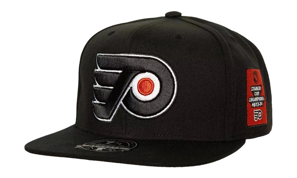 NHL Side Patch Fitted Cap Philadelphia Flyers - Black 6HSFLR22464 PFLBLCK