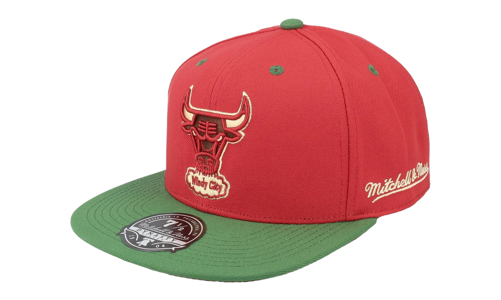 NBA Harwood Classics Nightmare Fitted Cap Chicaco Bulls - Red / Green 6HSFLD21206 CBURED1